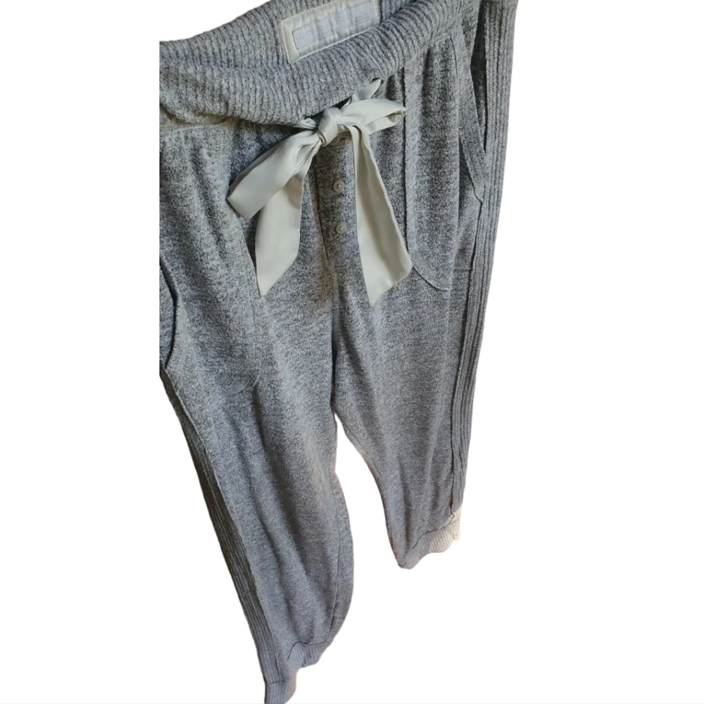 Abercrombie & Fitch Gray Pajama Pants - Picture 5 of 10
